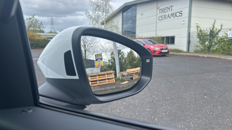 Volkswagen T-Roc 1.5 eTSI Life 5dr DSG Petrol Hatchback